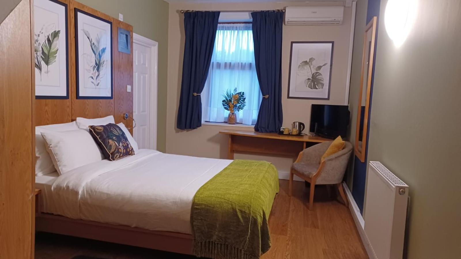The Renishaw Rooms ภายนอก รูปภาพ